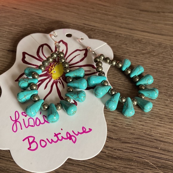 Hematite Turquoise Western Earrings - Picture 2 of 3